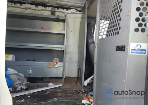 2001 Chevrolet Express from USA, damaged, VIN 1GCGG25R511114374